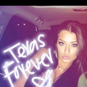 Meet your Posher, Kaylin